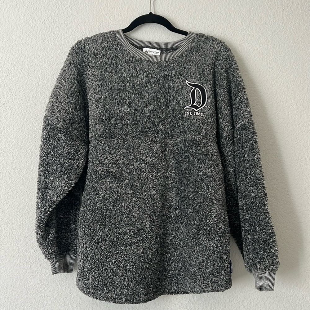 Disney Parks Size Small Disneyland Resort L/S Crewneck Pullover